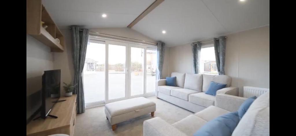 Ultimate Serene Getaway East Mersea Εξωτερικό φωτογραφία